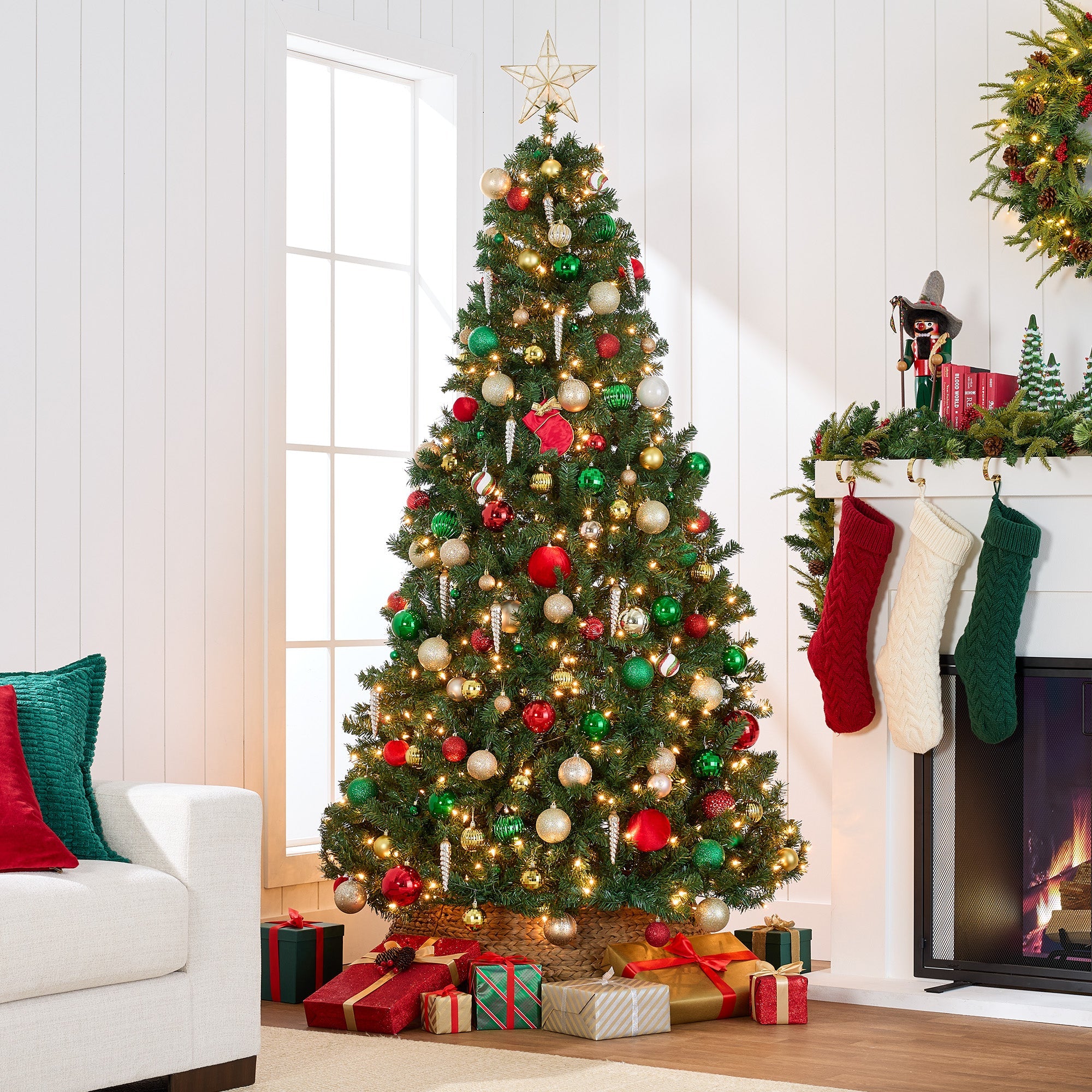 Pre-Lit Artificial Green Spruce Christmas Tree w/Easy Assembly