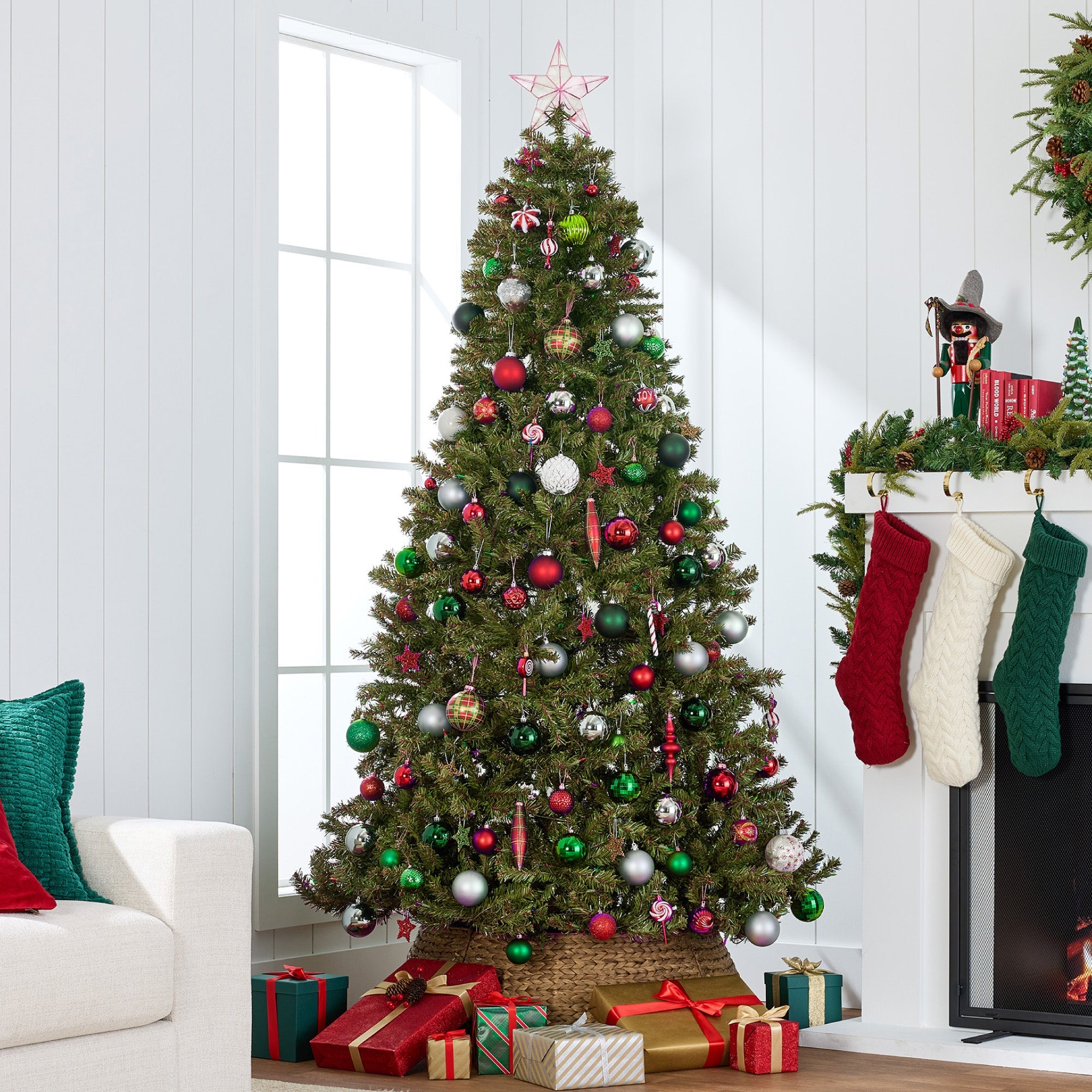 Pre-Lit Artificial Green Spruce Christmas Tree w/Easy Assembly